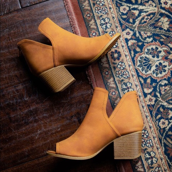 Wild Westn’ - Picture 1 of 5